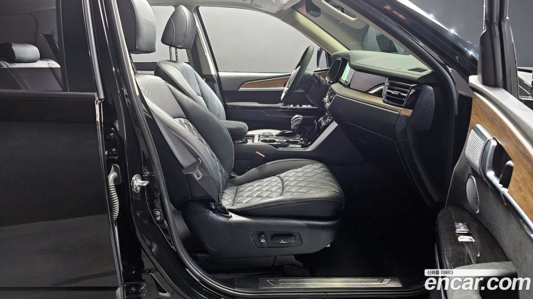 Kia Mohave Diesel 3.0 4WD 5-Seater, 2021