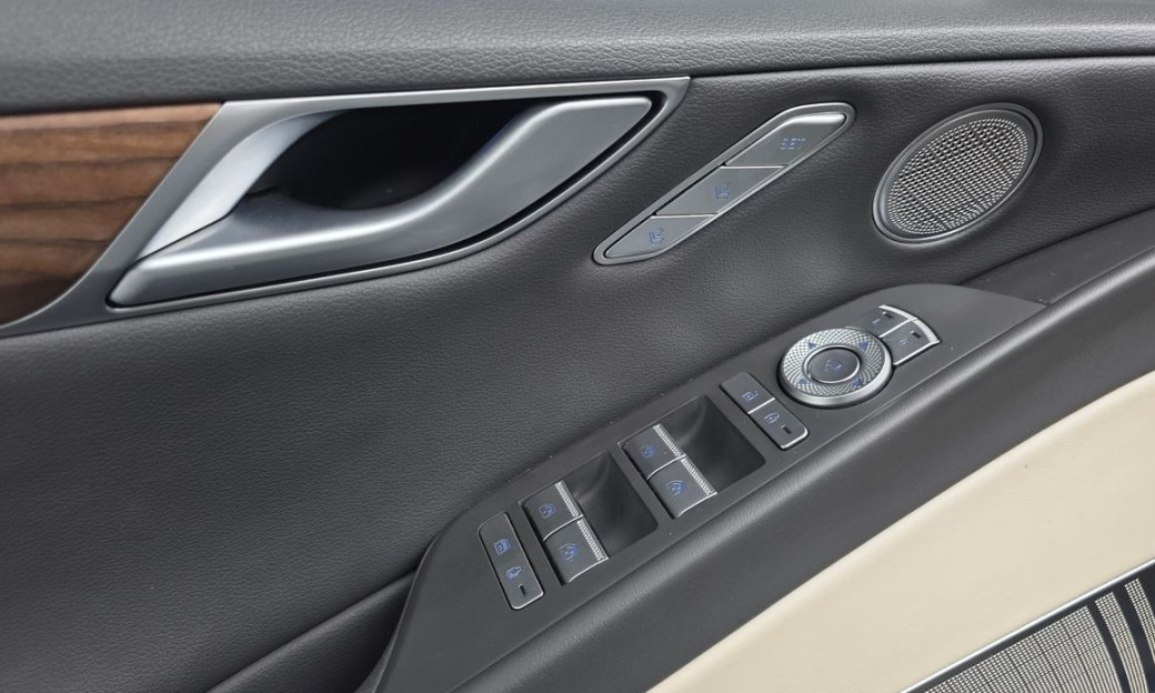 Genesis G80 Gasoline 2.5 Turbo AWD, 2023