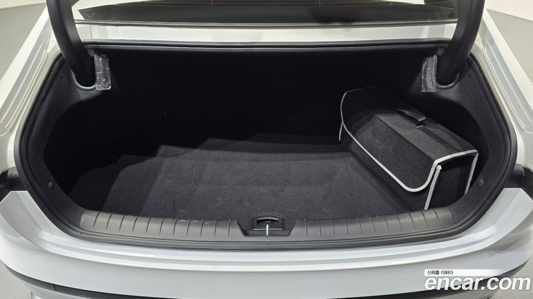 Hyundai Grandeur 2,5 Gasoline 2WD, 2023