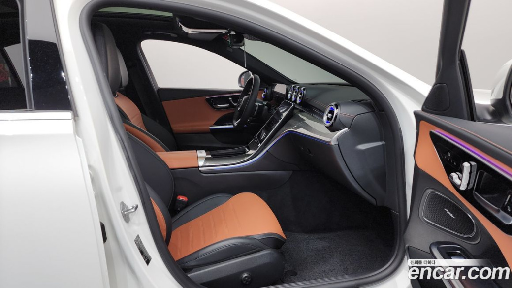 Mercedes-Benz C-Class C300 4MATIC AMG Line, 2023