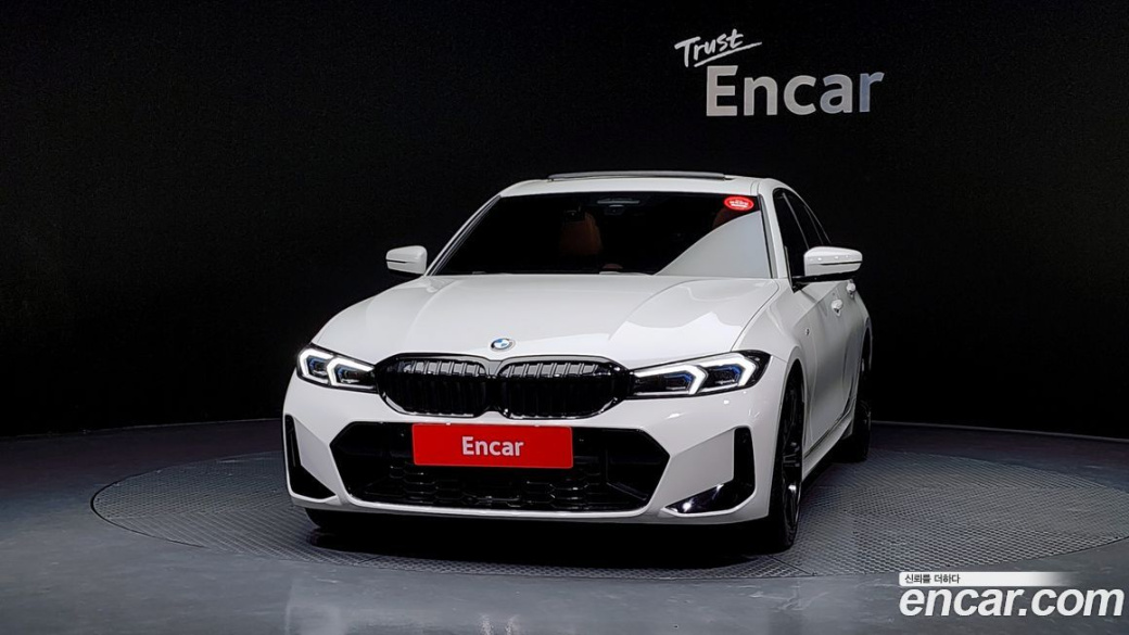 BMW 3-Series 320i M Sport, 2023