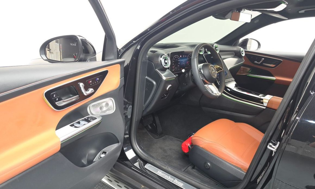 Mercedes-Benz GLC-Class GLC 300 4MATIC Avantgarde, 2025