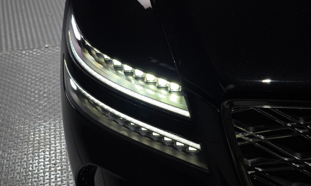 Genesis G80 Gasoline 2.5 Turbo 2WD, 2025