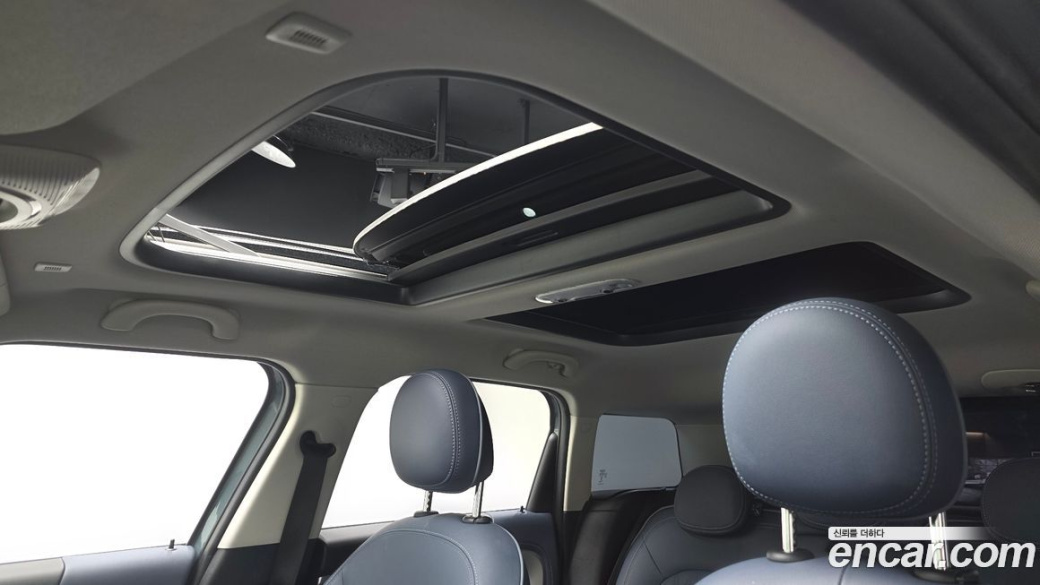 Mini Countryman ALL4 Classic Launch Pack, 2023