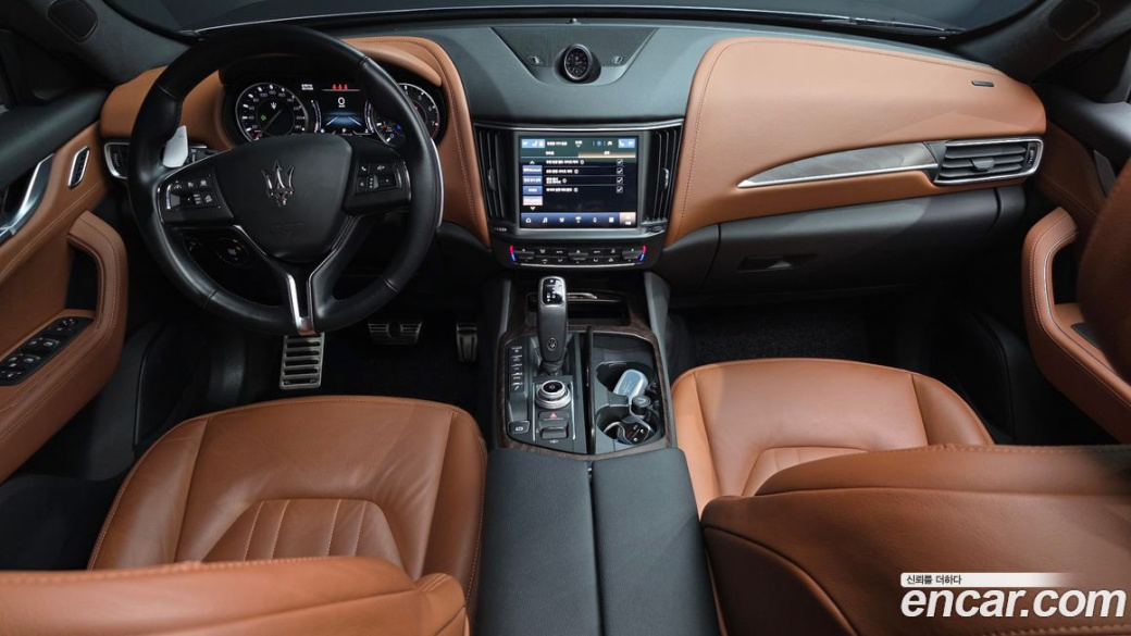 Maserati Levante 2.0 GT AWD, 2022