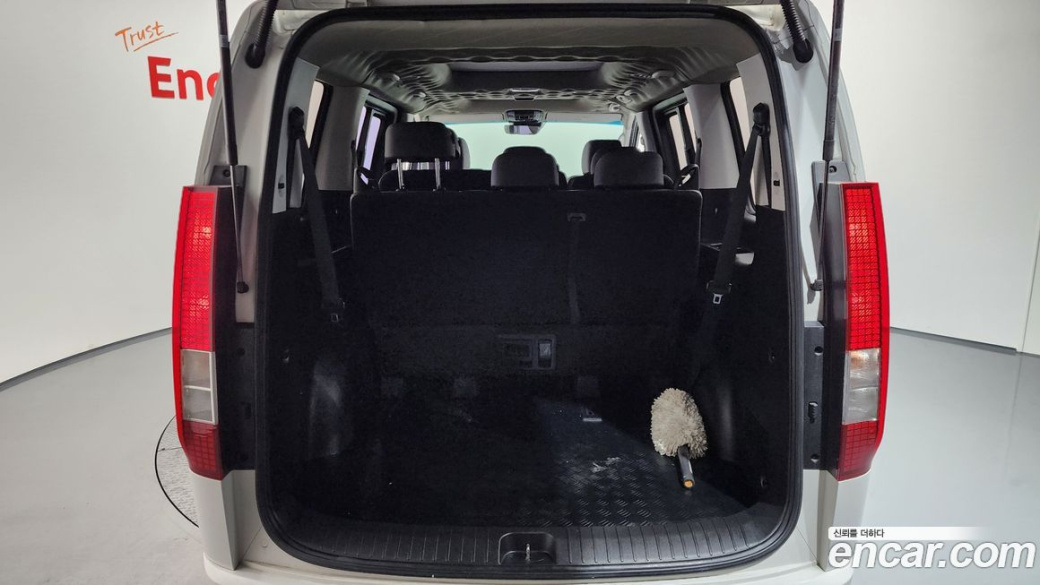Hyundai Staria 4WD Tourer 9-Seater, 2024
