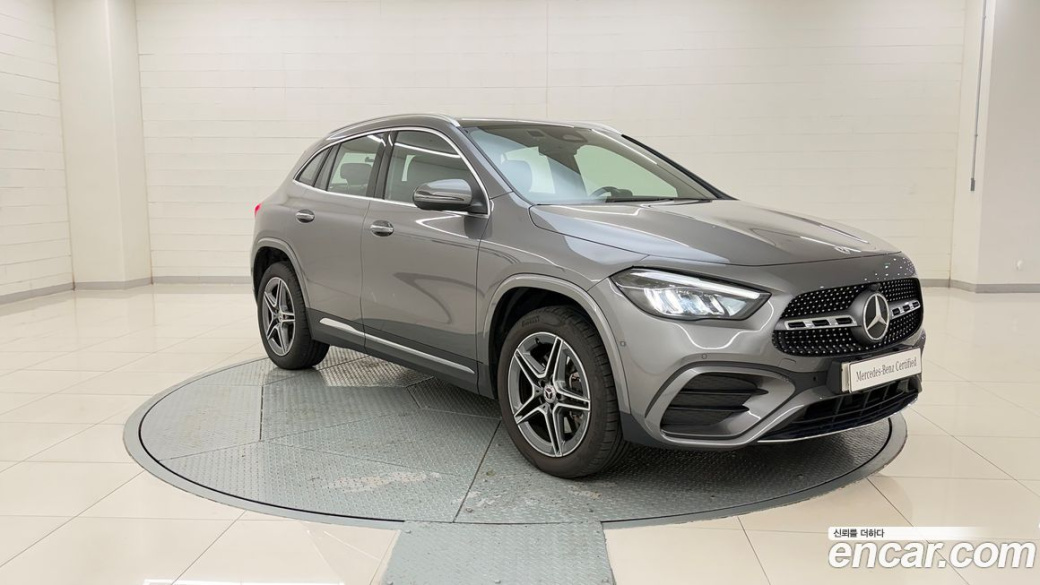 Mercedes-Benz GLA-Class GLA250 4MATIC, 2025