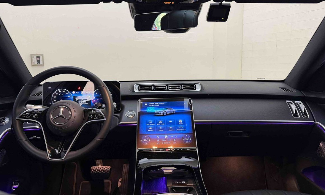 Mercedes-Benz S-Class S350 d 4MATIC, 2025