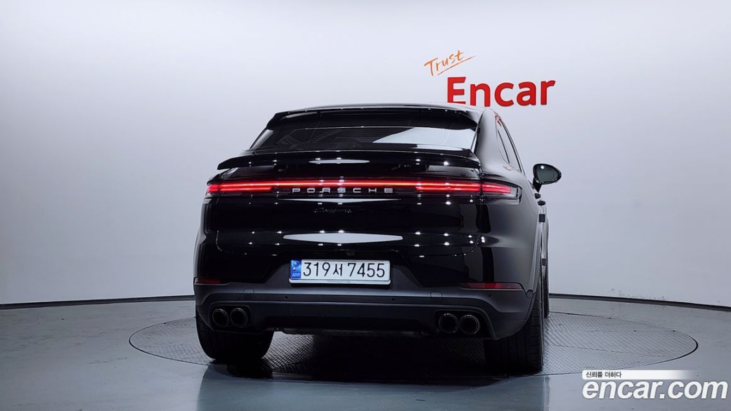 Porsche Cayenne 3.0 Coupe, 2024