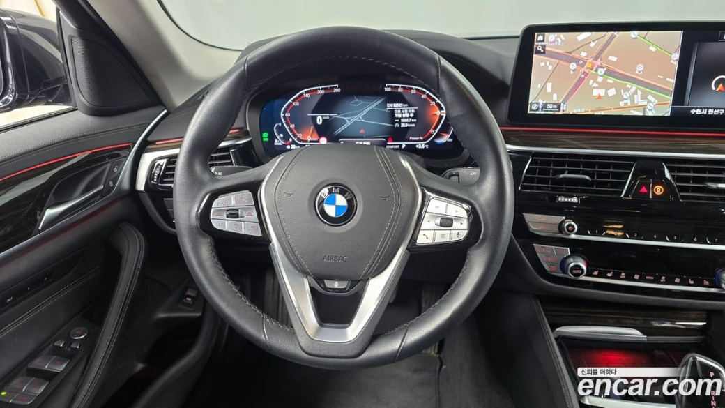BMW 5-Series 523d xDrive Luxury, 2023