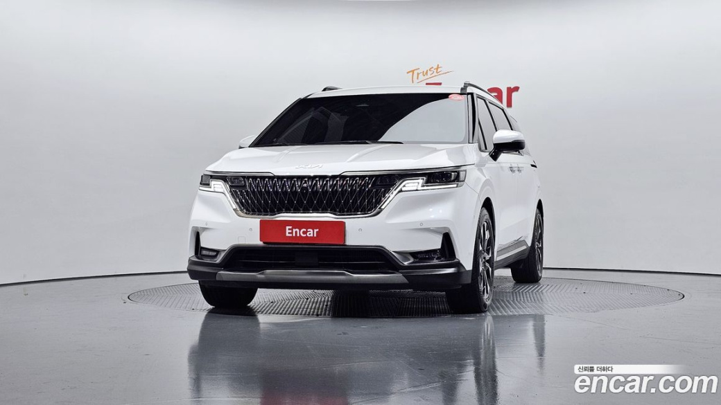 Kia Carnival 7-Seater Signature, 2023
