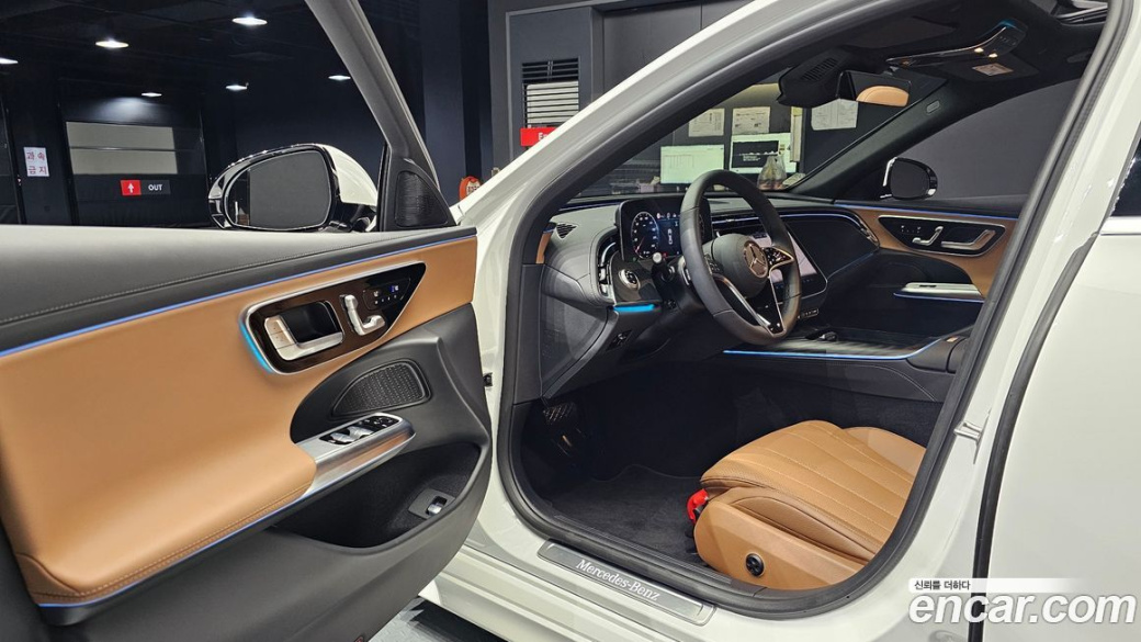 Mercedes-Benz E-Class E200 Avantgarde, 2025