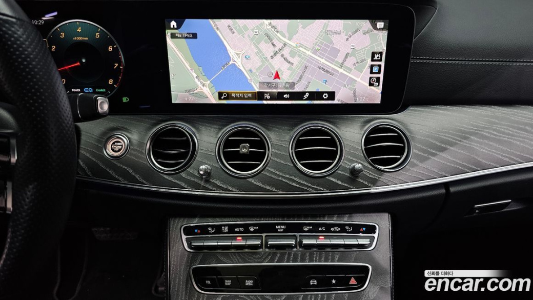 Mercedes-Benz E-Class E350 4MATIC AMG Line, 2021
