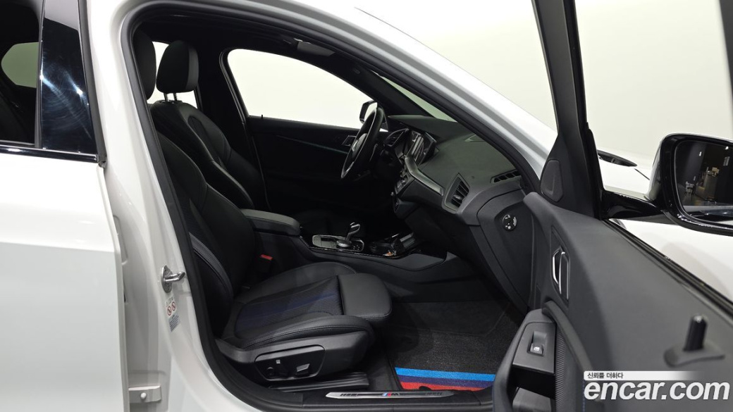 BMW 1-Series 120i M Sports, 2024