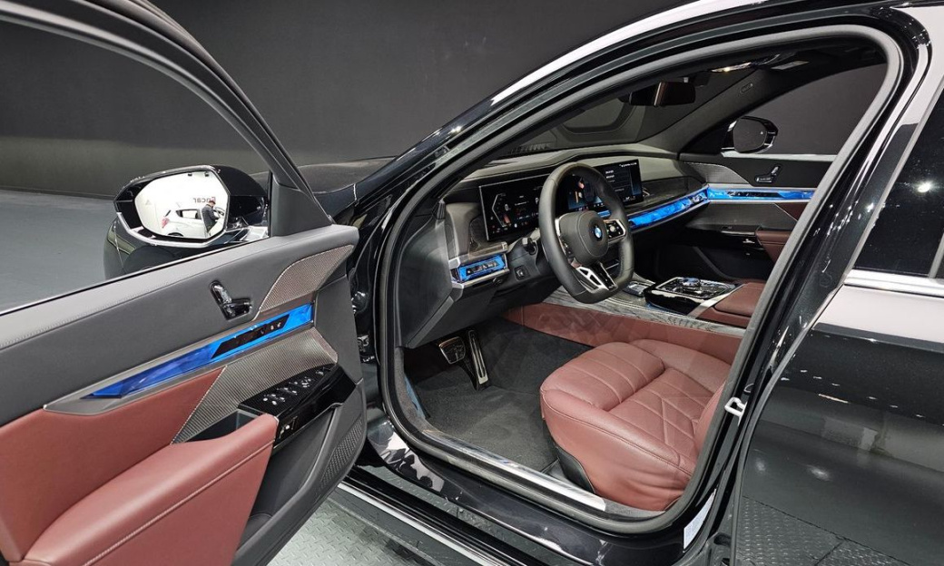BMW 7-Series 740i xDrive M Sport Limited, 2024