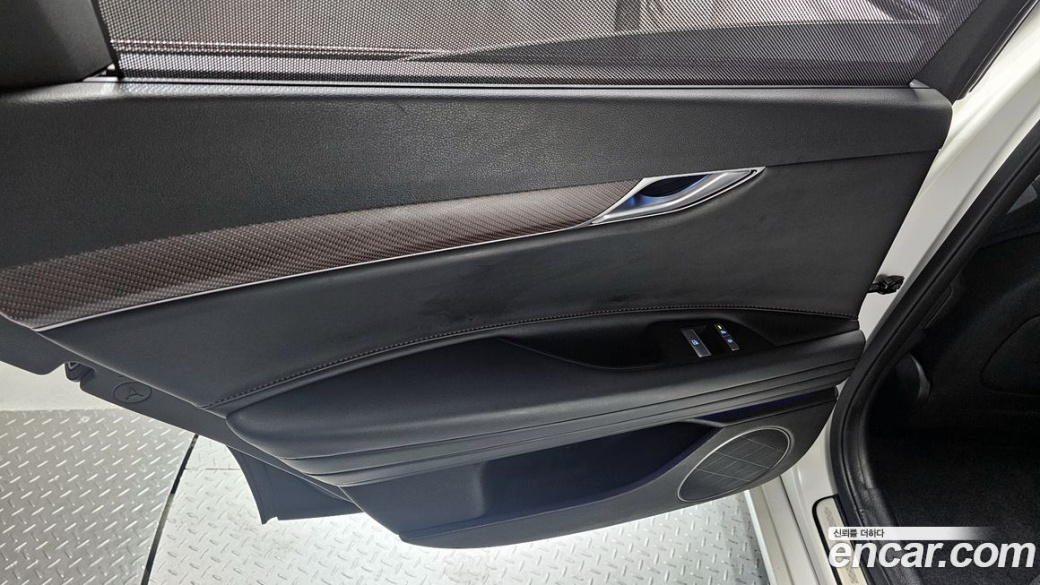 Genesis G80 Gasoline 2.5 Turbo AWD, 2025