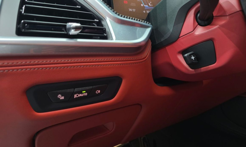 BMW X6M 4.4 Competition, 2024