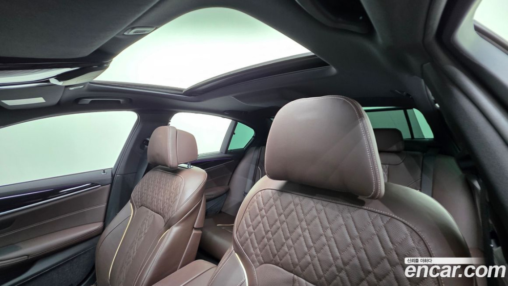BMW 5-Series 530i M Sport Package, 2022