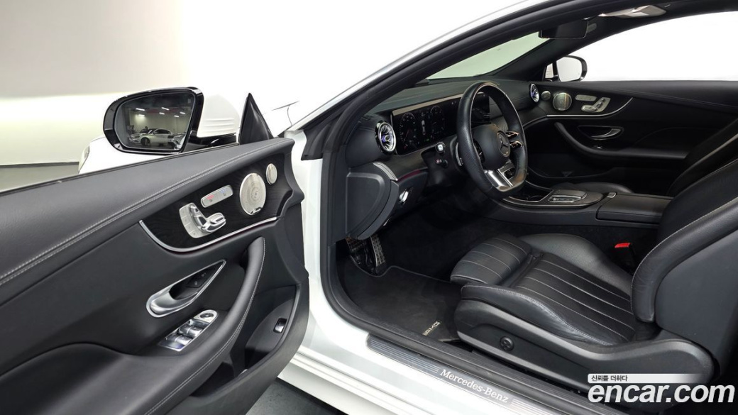 Mercedes-Benz E-Class E300d 4MATIC Coupe, 2023
