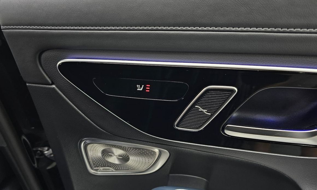Mercedes-Benz GLC-Class GLC300 4MATIC AMG Line, 2024