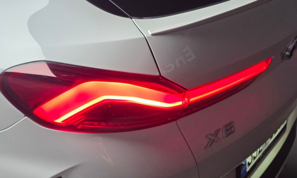 BMW X6 xDrive40i M Sport, 2022