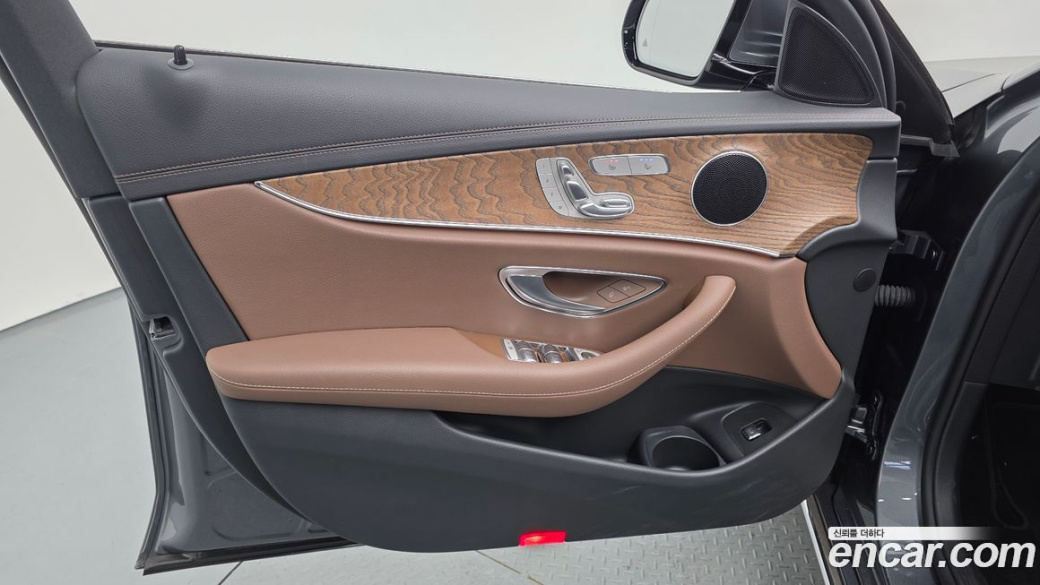Mercedes-Benz E-Class E250 Exclusive, 2023