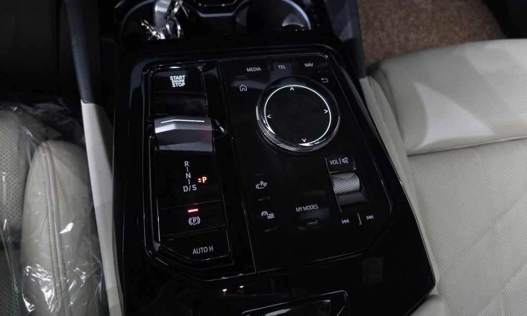 BMW 5-Series 520i M Sport, 2024