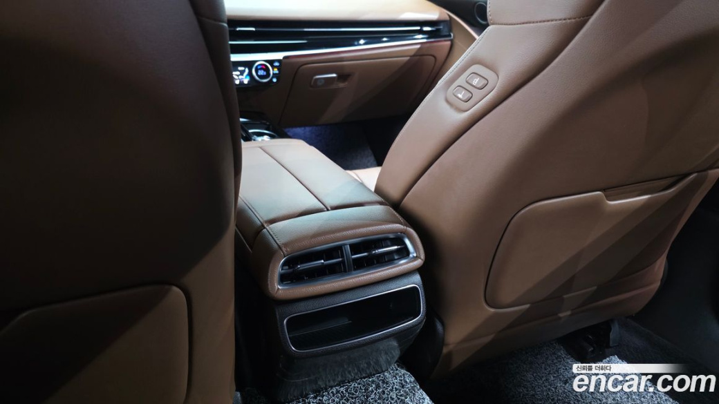 Genesis G80 Gasoline 2.5 Turbo AWD, 2024
