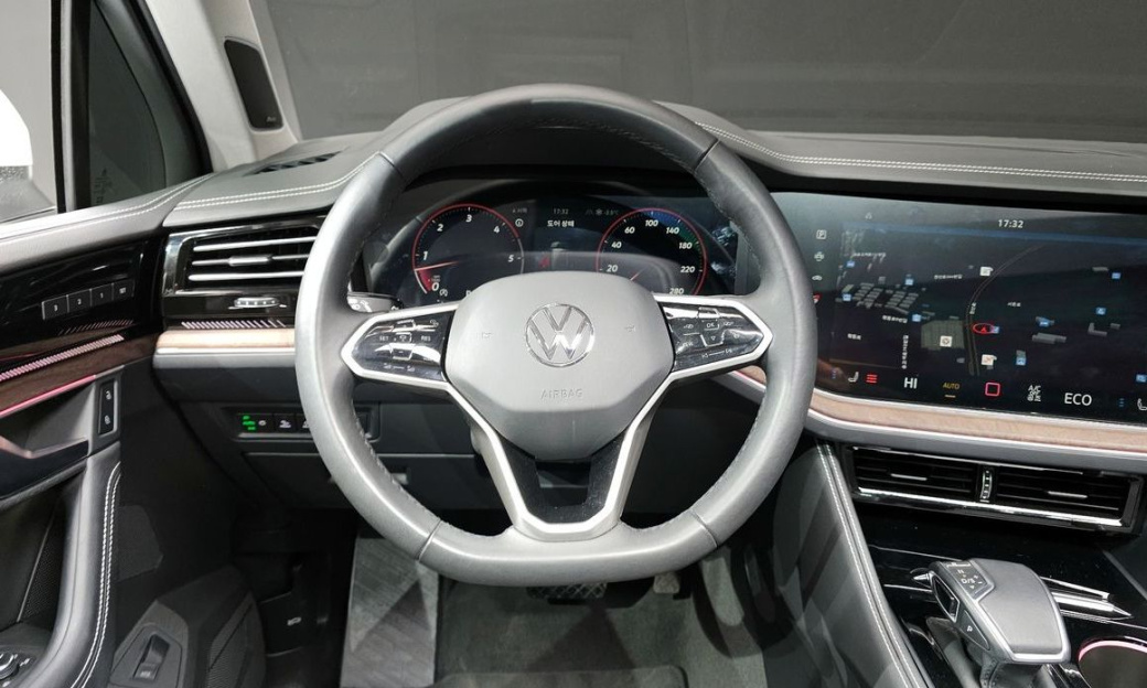 Volkswagen Touareg 3.0 TDI Prestige, 2024