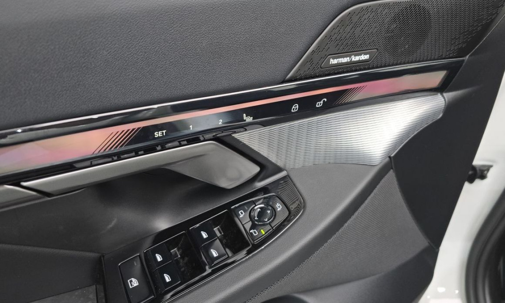 BMW 5-Series 520i M Sport, 2025