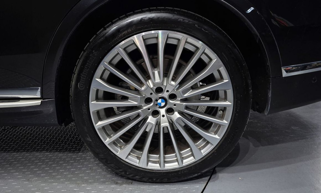 BMW X7 xDrive 40d Design Pure Excellence 7-Seater, 2023