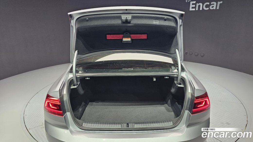 Volkswagen Passat 2.0 TDI Prestige, 2022