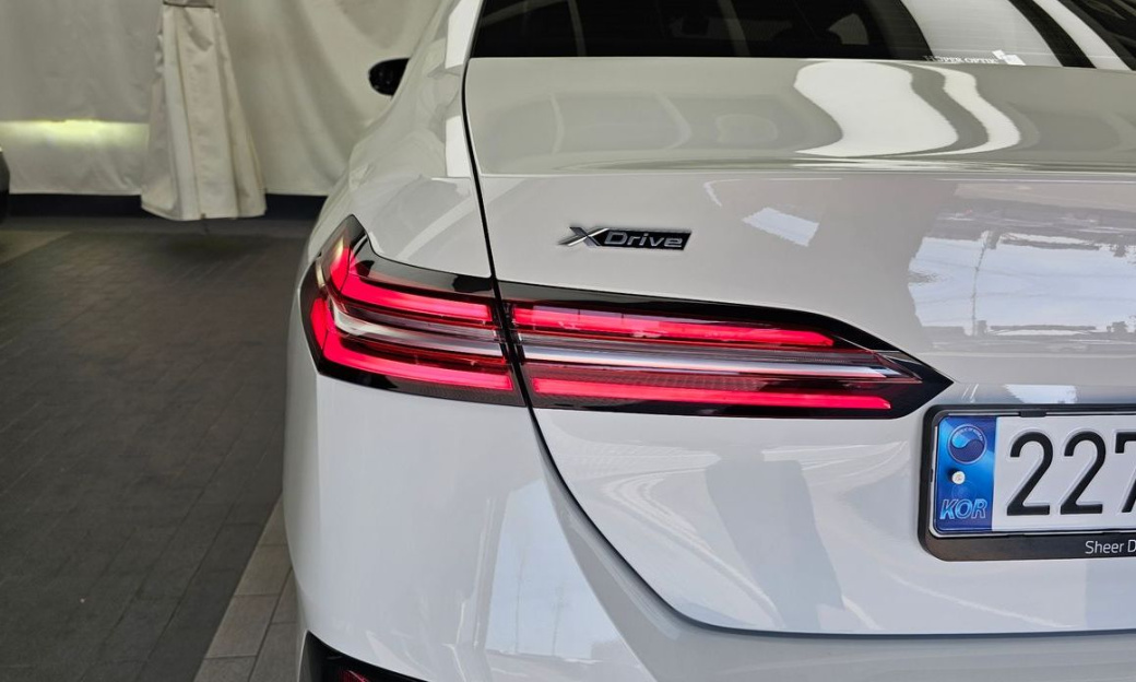 BMW 5-Series 530i xDrive M Sport, 2024
