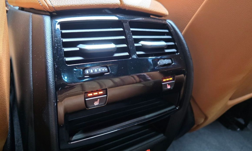 BMW 5-Series 520i M Sport, 2023