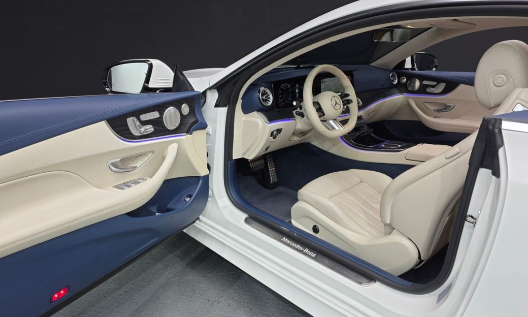 Mercedes-Benz E-Class E300d 4MATIC Coupe, 2022