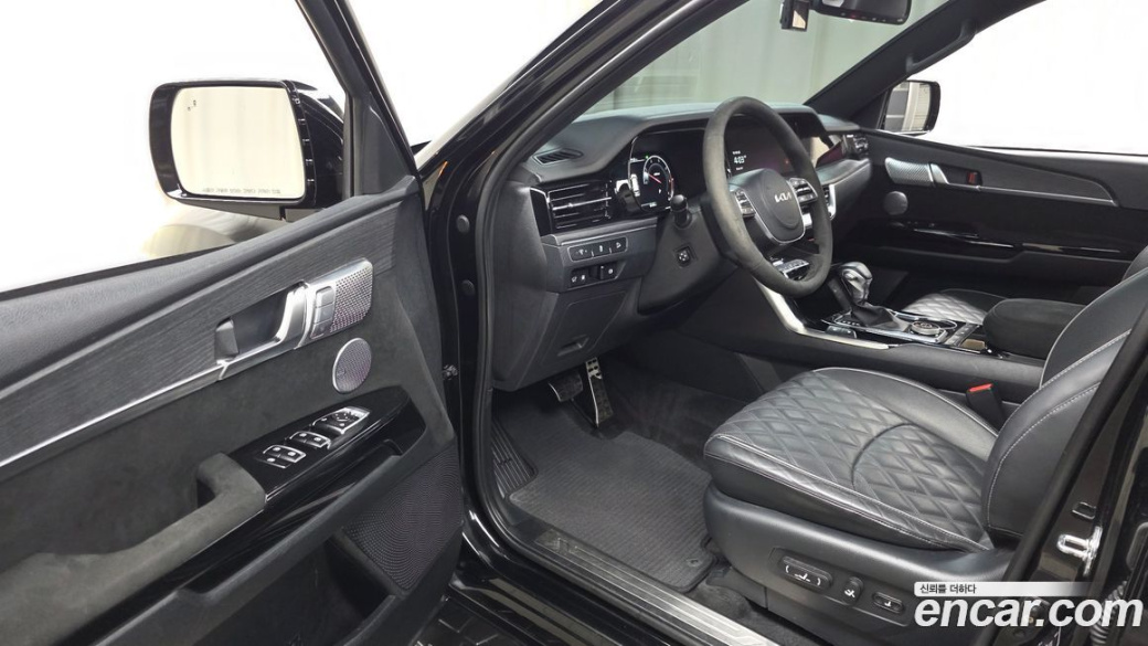 Kia Mohave Diesel 3.0 4WD 7-Seater, 2022