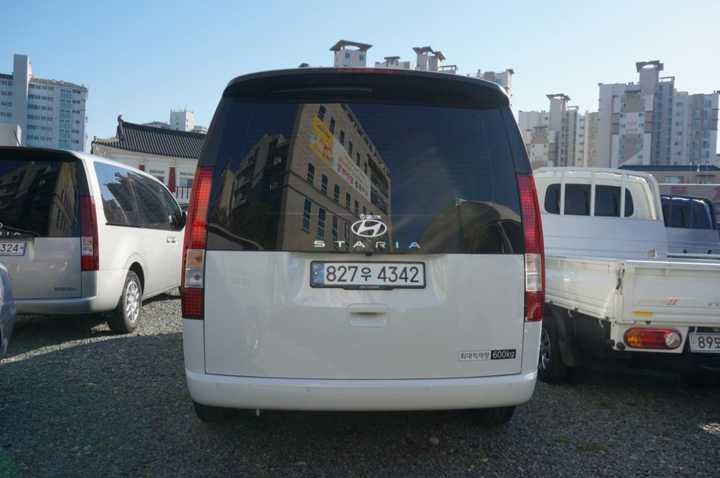 Hyundai Staria Cargo 5-Seater, 2025