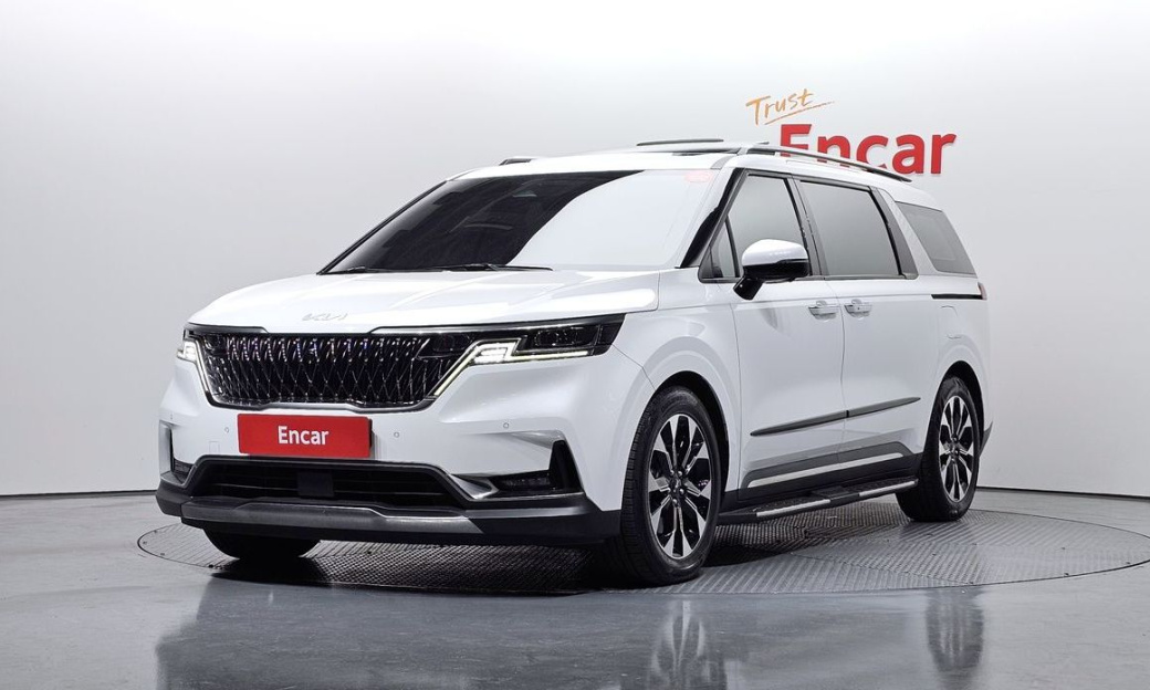 Kia Carnival 7-Seater Signature, 2022