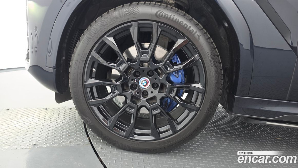 BMW X6 xDrive40i M Sport, 2024