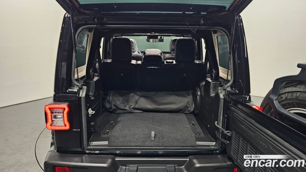 Jeep Wrangler 2.0 Overland Power Top 4Door, 2023