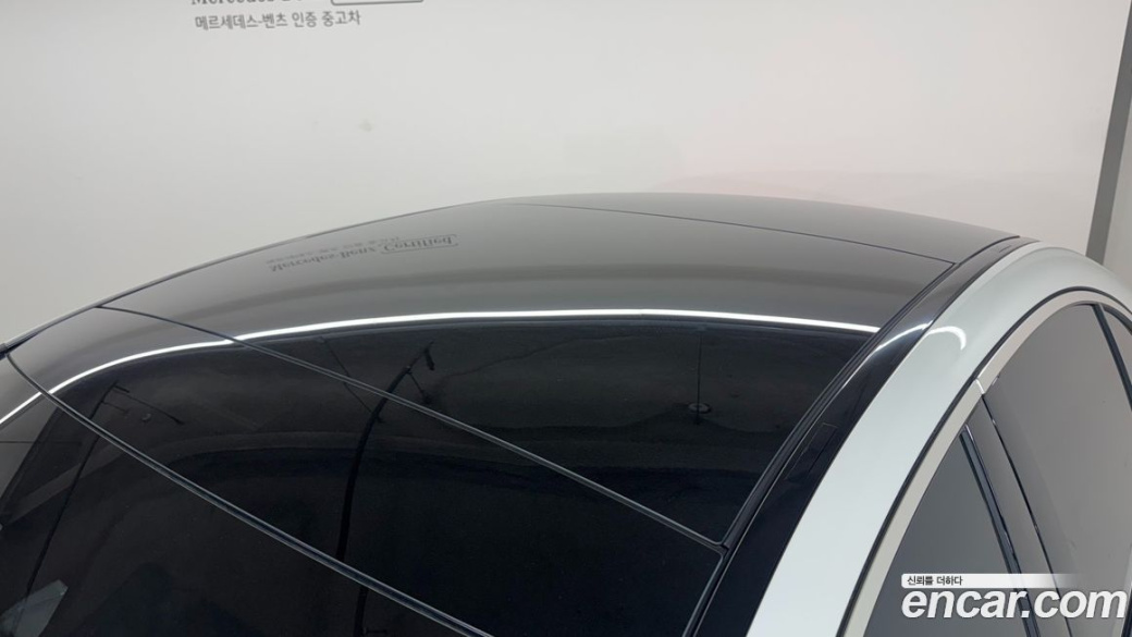 Mercedes-Benz E-Class E300 4MATIC Exclusive, 2025