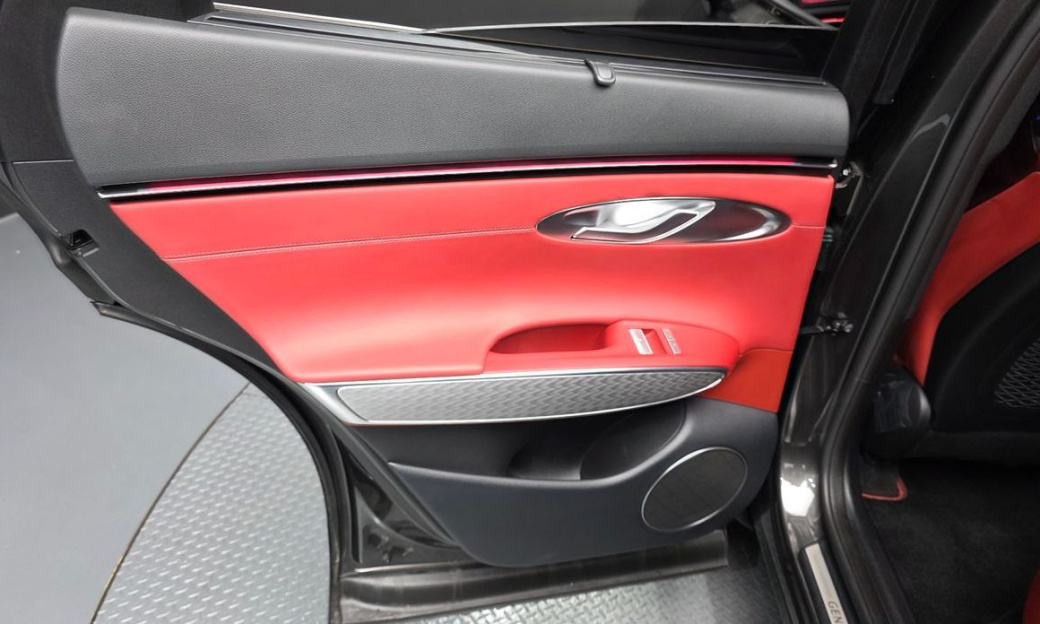 Genesis GV70 2.5T Gasoline AWD, 2025