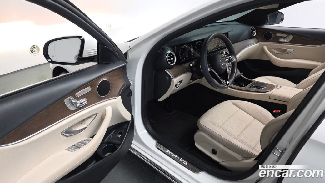 Mercedes-Benz E-Class E250 Exclusive, 2022