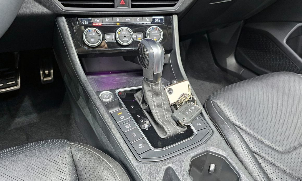 Volkswagen Jetta 1.4 TSI Prestige, 2021