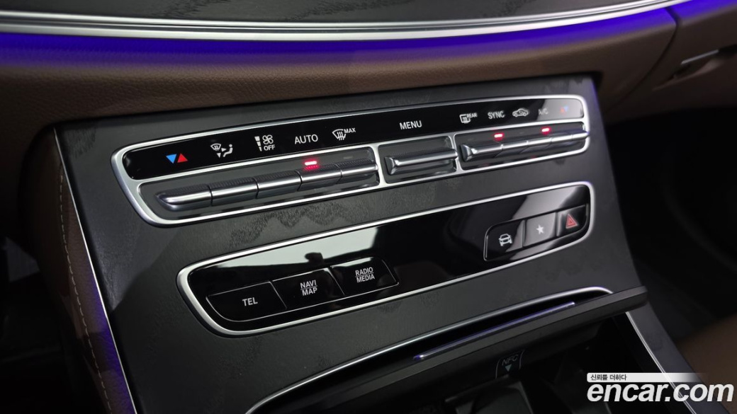 Mercedes-Benz E-Class E250 AMG Line, 2023