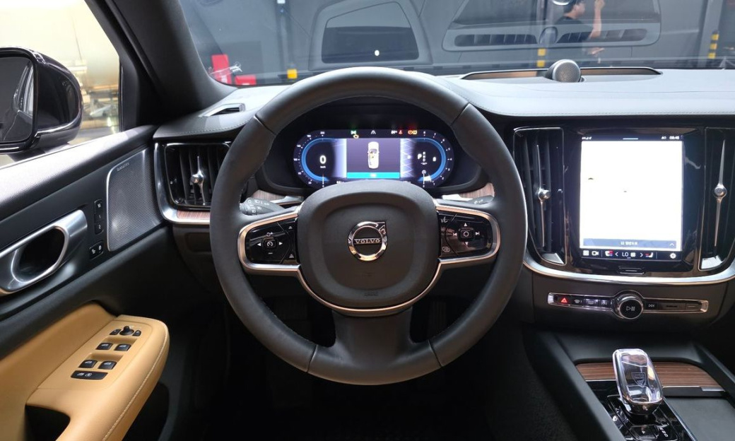 Volvo S60 B5 Ultimate Bright, 2024
