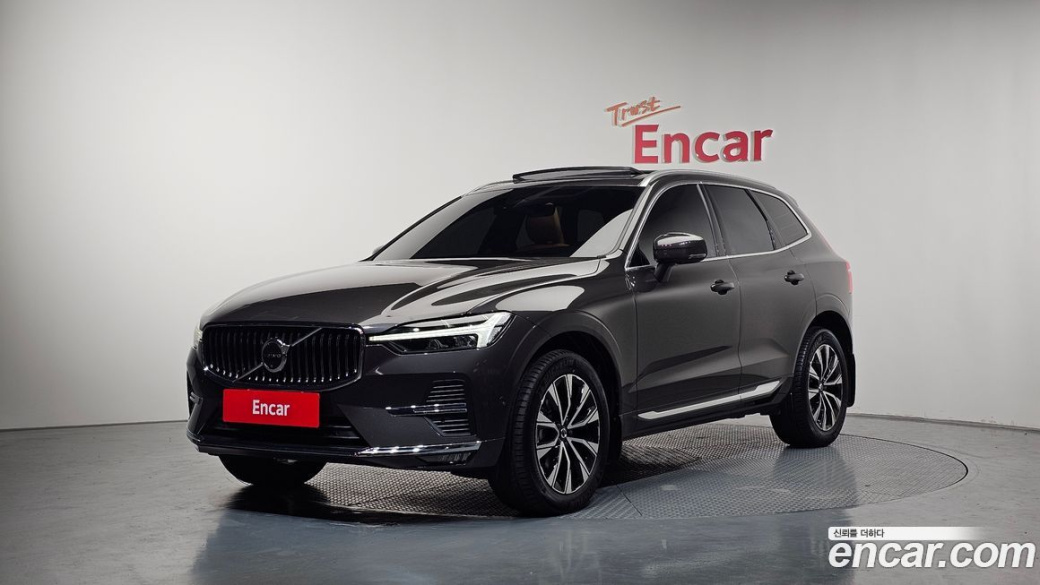 Volvo XC60 B5 Ultimate Bright, 2024