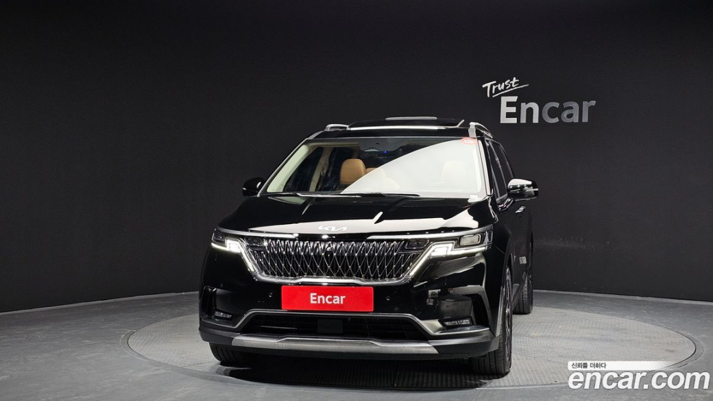 Kia Carnival 9-Seater Signature, 2023