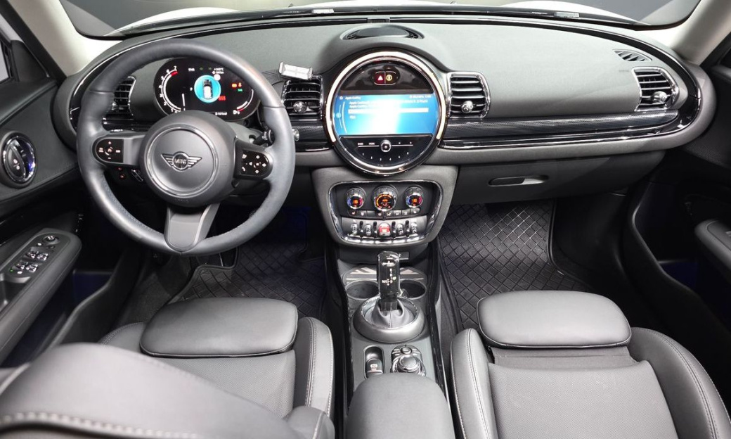 Mini Clubman Classic, 2024