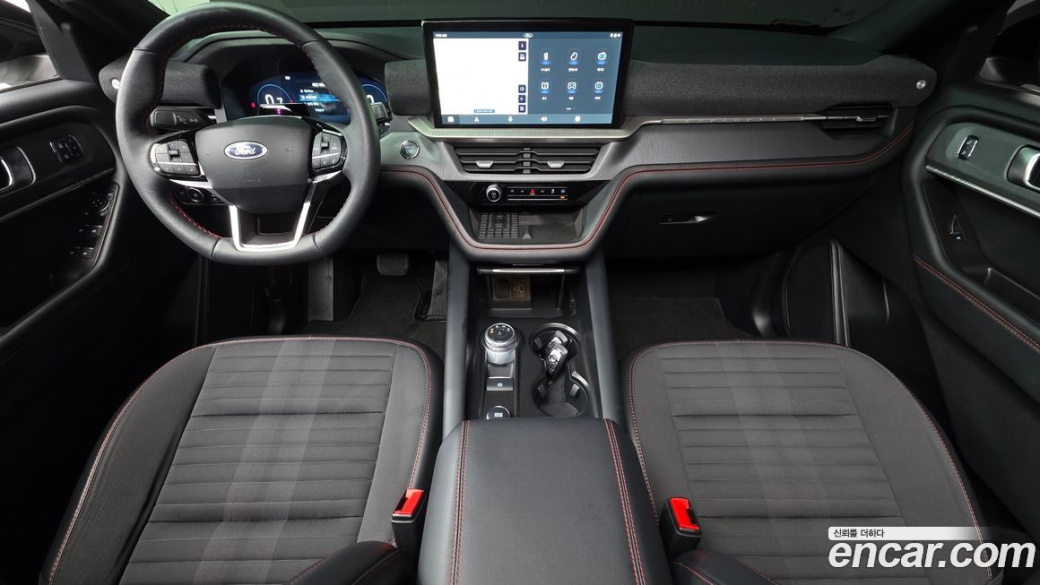 Ford Explorer 2.3 ST-Line 4WD, 2025